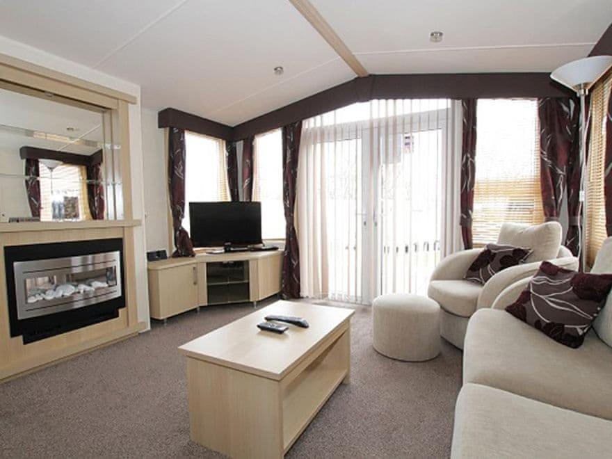 Hoburne Cotswold Hotel South Cerney Esterno foto